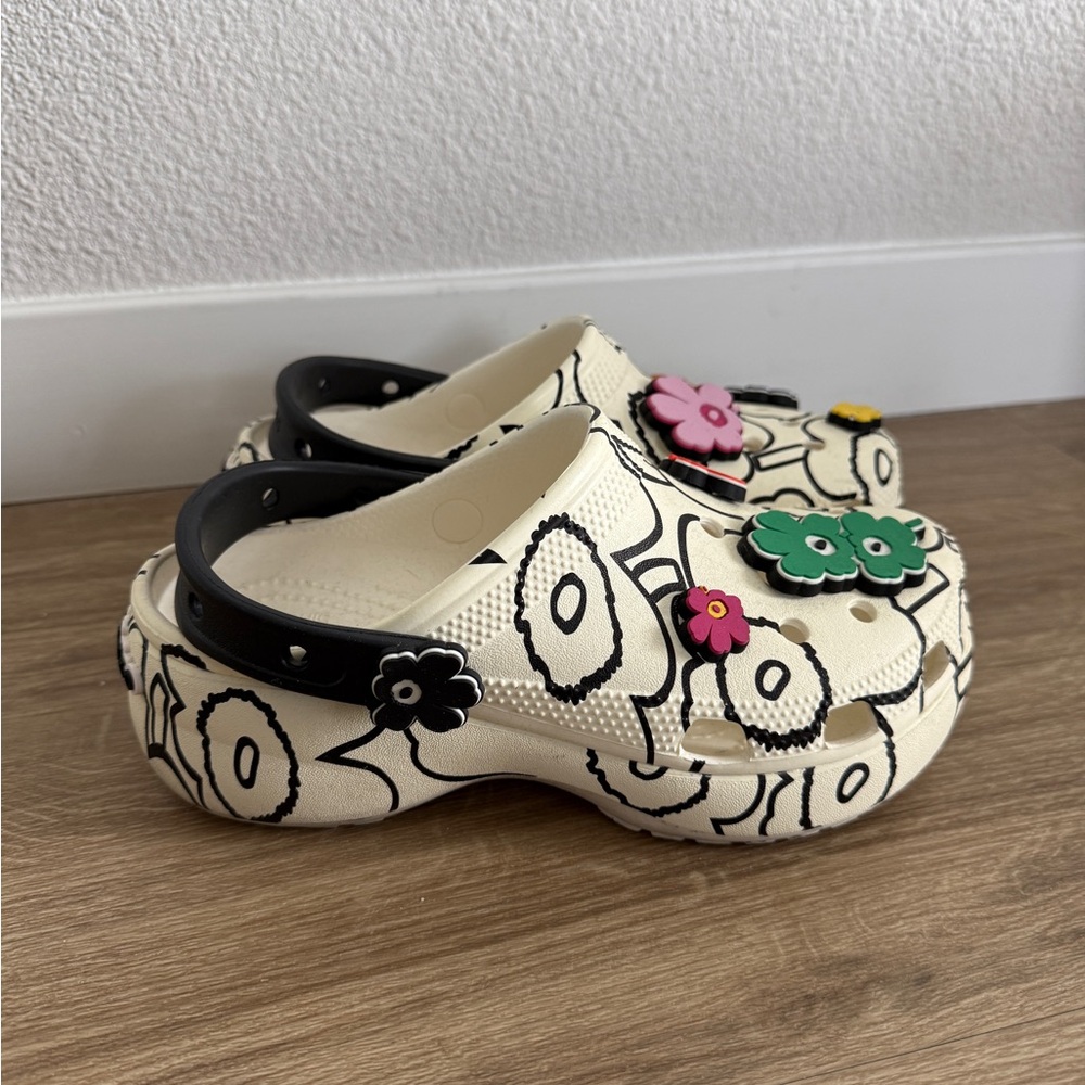 CROCS Cream and Black Floral Clogs